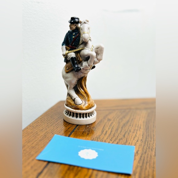 Antique - Picture 2 of 4